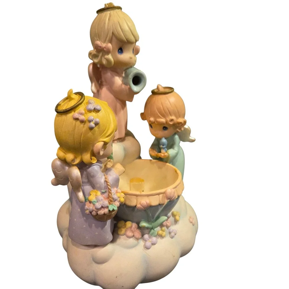 Precious Moments Musical Fountain AWF-1001-E Waltz of the Flowers